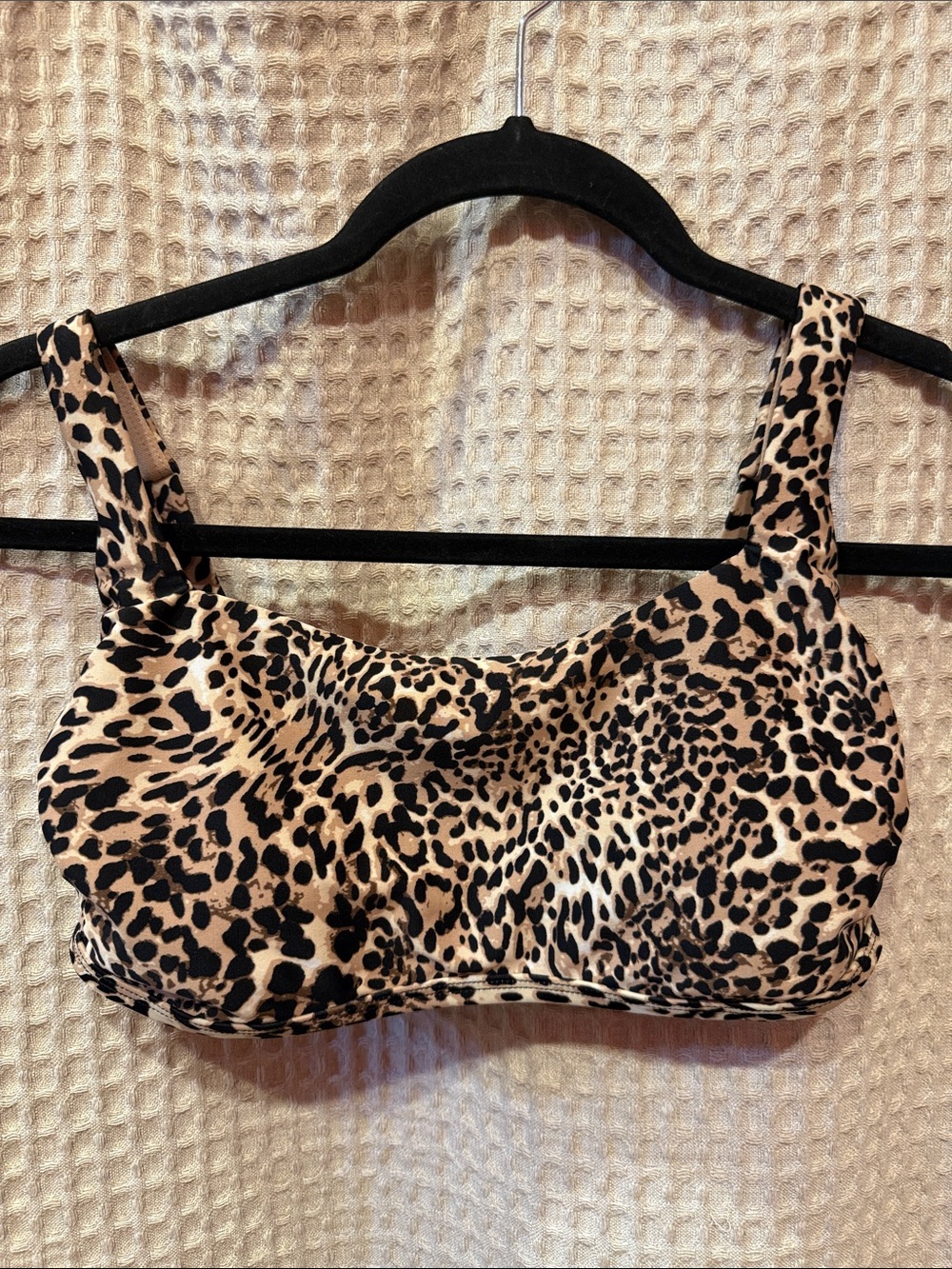 ⚜️ leopard KONA SOL square neck bikini top sz Small